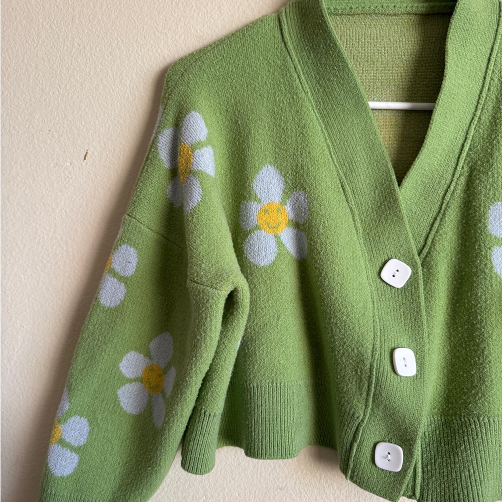 Green Floral Women's Sweater - Picture 3 of 3